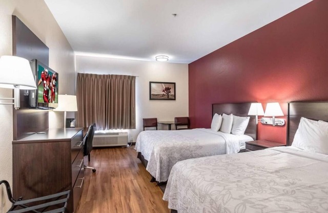 Great Deal! Pet Friendly Property, Minutes to Freeman Coliseum and AT&T Center!
