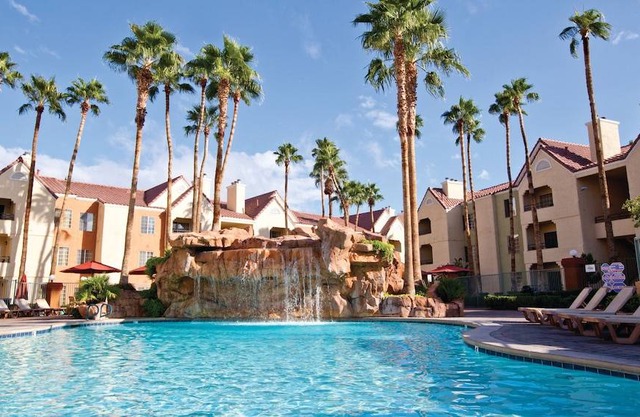 Holiday Inn Club Vacations at Desert Club Resort
