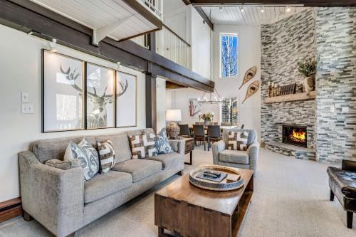 Interlude Condominiums 3-Bedroom Unit 301
