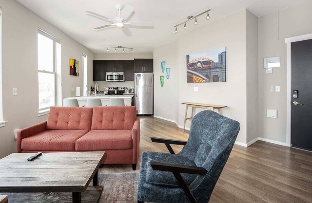 Kasa The Comma | Inviting 1BD in the Heart of Denver