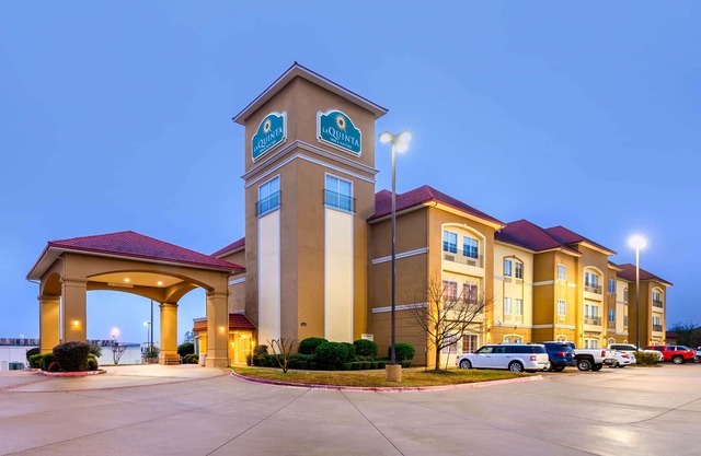 La Quinta Inn & Suites by Wyndham Longview North