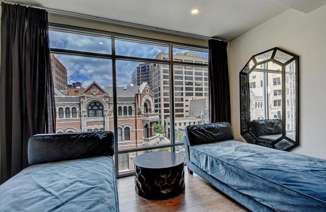Littlefield Lofts #701