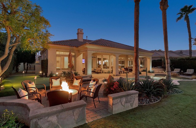 Luxe Pool, Misters Firepit Lounge & Billiards