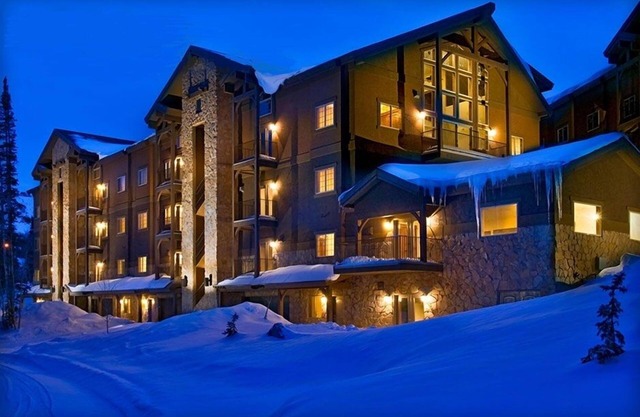 Luxurious Condo Home - Great Mountain Get-Away