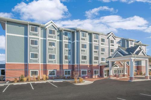 Microtel Inn 