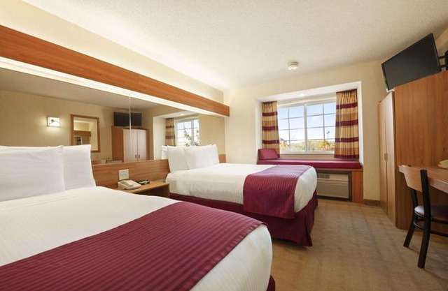 Microtel Inn & Suites by Wyndham Ann Arbor