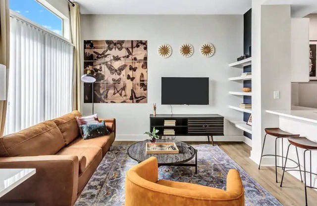 Modern CozySuites w/ pool, gym, parking! #01