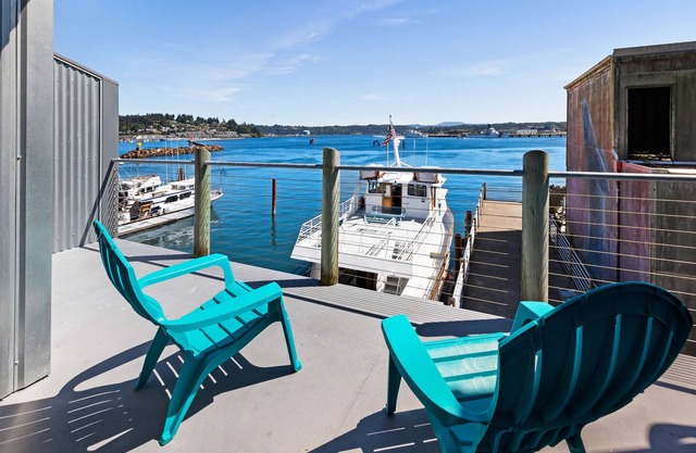 Listing Bayfront Fireplace The Beach 