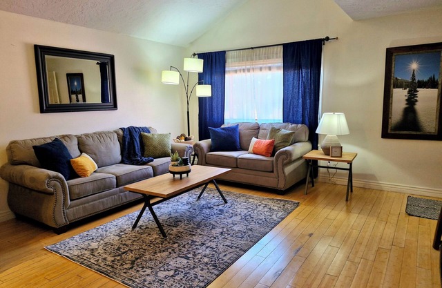 NEWLY UPGRADED Beautiful One Bedroom, One Bath, Sports Village Condo
