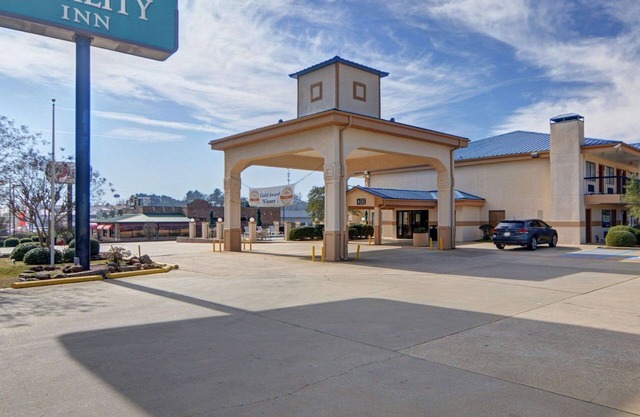 Quality Inn Marshall