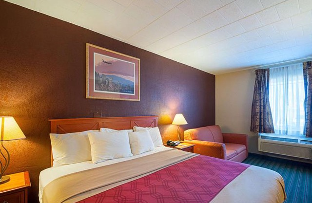 Quality Inn Near Pimlico Racetrack