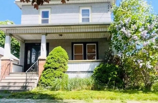 Rainbow Inn on the Walnut Avenue , 3bed room, 2full bath, double parking, WiFi