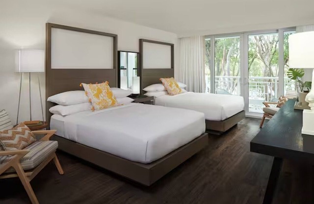 Bakers Resort Jr Largo 