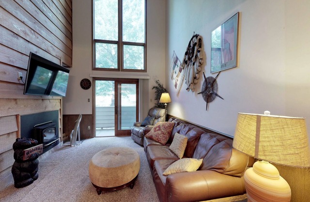 Relax in mountain view condo with nordic skiing and tubing nearby