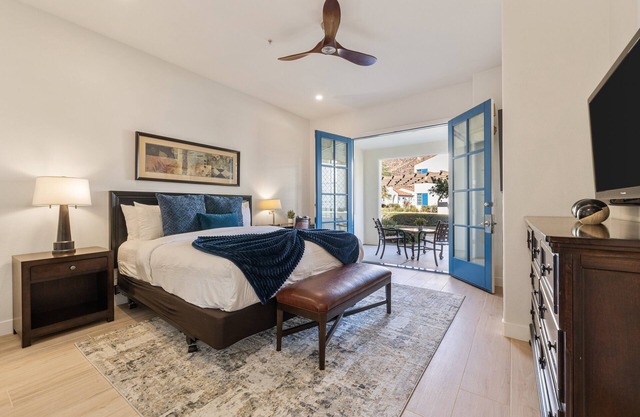 Remodeled Deluxe King Casita, Pet Friendly! (T37-B)