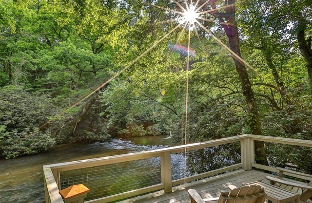 Rendezvous on the River | Ellijay, GA