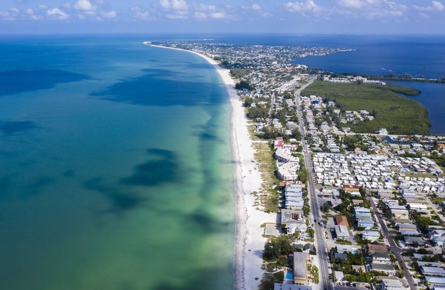 Resort Sixty-Six, Holmes Beach, Florida, Studio