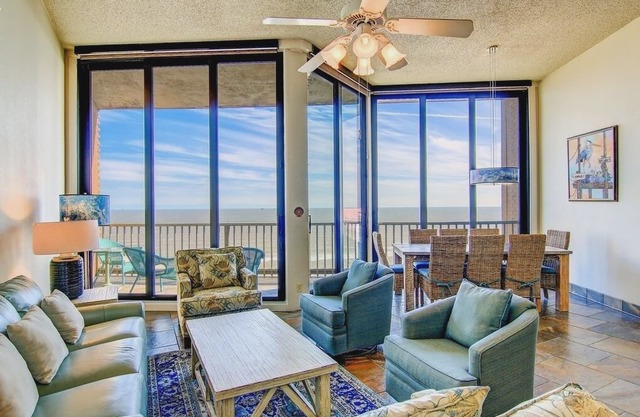 Sea Gull #1110L: Beachfront 2 Bedroom 2 Bathroom With Spectacular Views and 24 Hour Management
