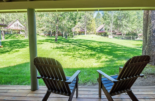 SHARC/REC access, Heart of Sunriver Cabin, Sleeps 8.
