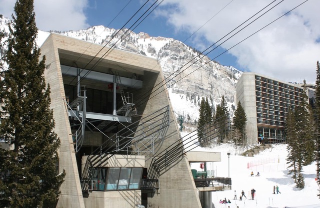 Snowbird Cliff Club - Feb 24-Mar 3, 2023 (or April 1-8, 2023)