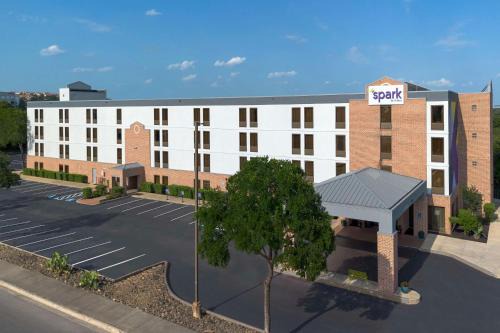 Quality Inn San Antonio Fiesta At Flags 