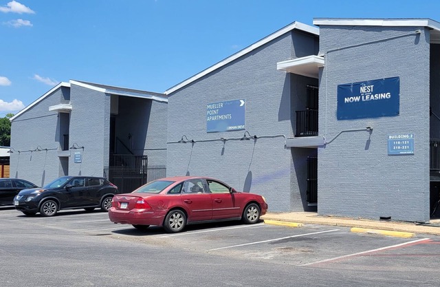 Studio w/Great Location Near Highway to DT-B