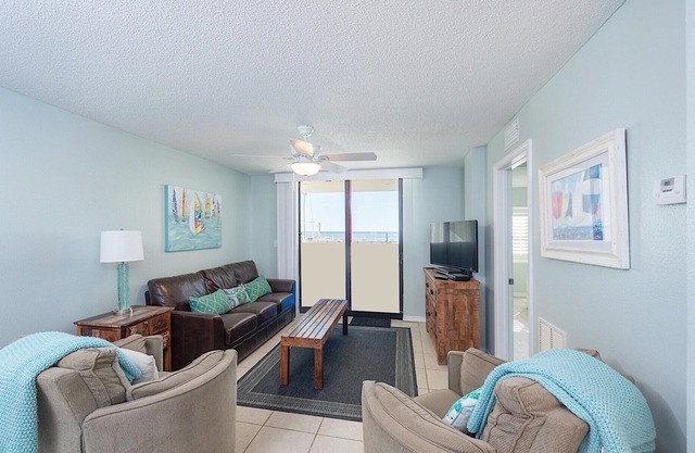 Sunswept 107 2/2 1ST Floor Condo* Nicely Updated with Gulf View*