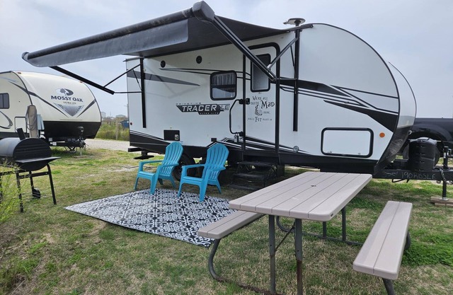 Beach Camper Gilchrist 