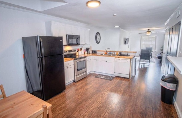 Tobin Hill Apt Pearl St Marys 