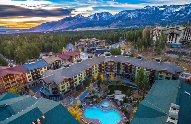 Village Lodge 1BR w/500+ Reviews, Gorgeous and Private.