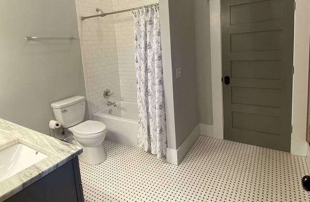 Wow! Brand New in the Heart of Mainstrasse!