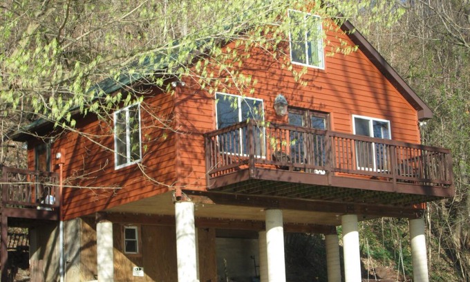 Stanley Cabin | 102 m² Cabin ∙ 1 bedroom ∙ 2 guests
