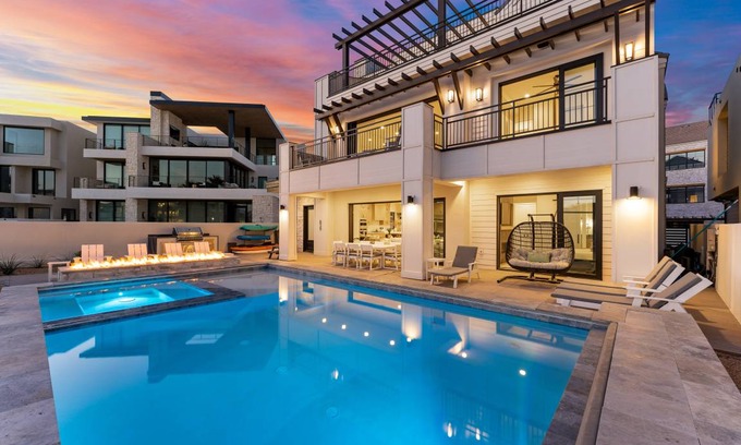 St. George House | 1030 m² House ∙ 14 bedrooms ∙ 52 guests