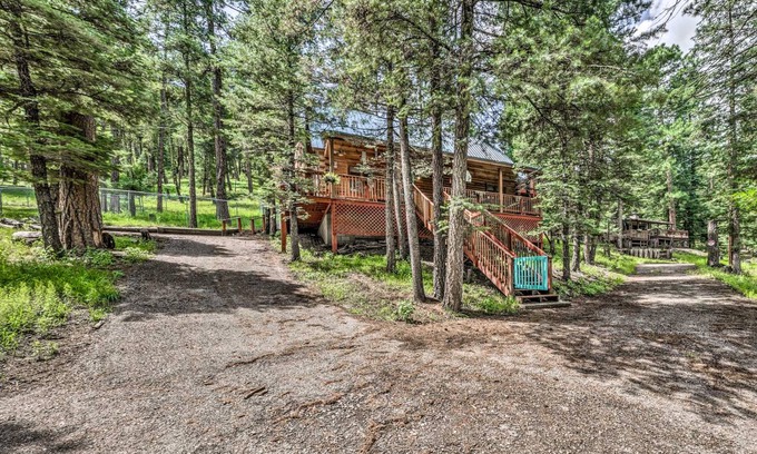 Ruidoso House | 111 m² House ∙ 2 bedrooms ∙ 8 guests