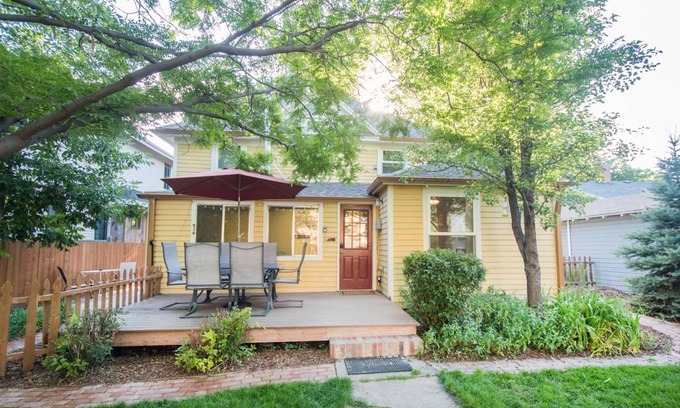Old Town West House | 112 m² House ∙ 2 bedrooms ∙ 6 guests