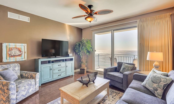 Panama City Beach Apartment | 134 m² Apartment ∙ 3 bedrooms ∙ 8 guests