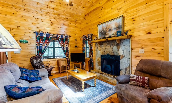 Williamstown Cabin | 146 m² Cabin ∙ 2 bedrooms ∙ 6 guests