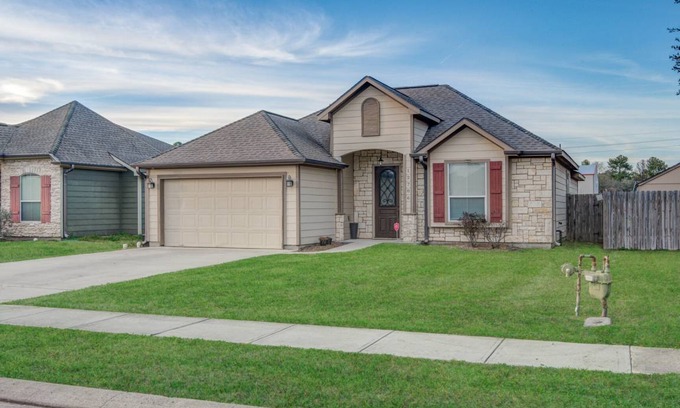 Tomball House | 151 m² House ∙ 3 bedrooms ∙ 1 guest