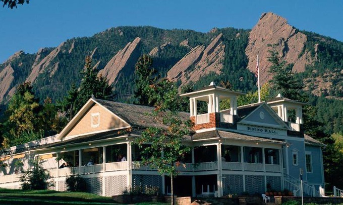 Central Boulder Hotel | 156 m² Hotel ∙ 8 bedrooms ∙ 16 guests