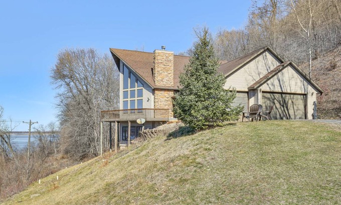 Vernon County House | 213 m² House ∙ 4 bedrooms ∙ 10 guests