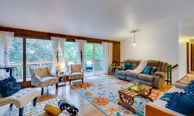 Lake Forest Park House | 233 m² House ∙ 5 bedrooms ∙ 14 guests