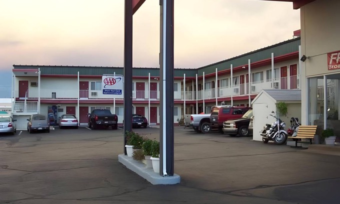 La Junta Hotel | 25 m² Motel ∙ 4 guests