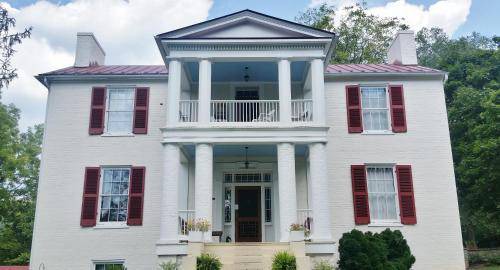 Front Royal Bed & Breakfast | 27 m² Bed and breakfast ∙ 4 guests