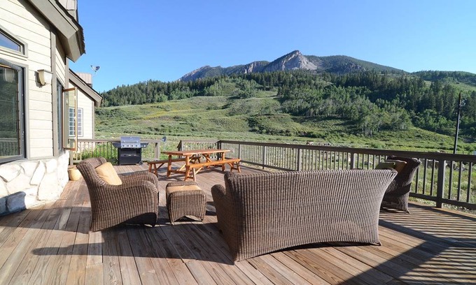 Crested Butte House | 362 m² House ∙ 7 bedrooms ∙ 22 guests