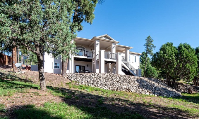 Ruidoso Cabin | 390 m² Cabin ∙ 5 bedrooms ∙ 10 guests