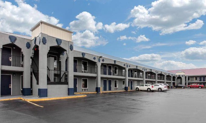 Manchester Hotel | 42 m² Motel ∙ 4 guests