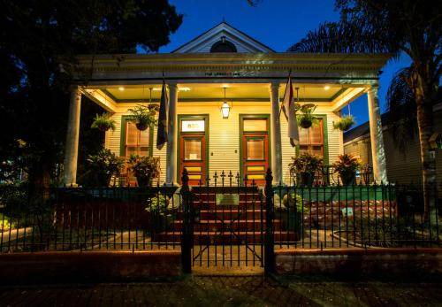 Bywater House | 46 m² Motel ∙ 4 guests