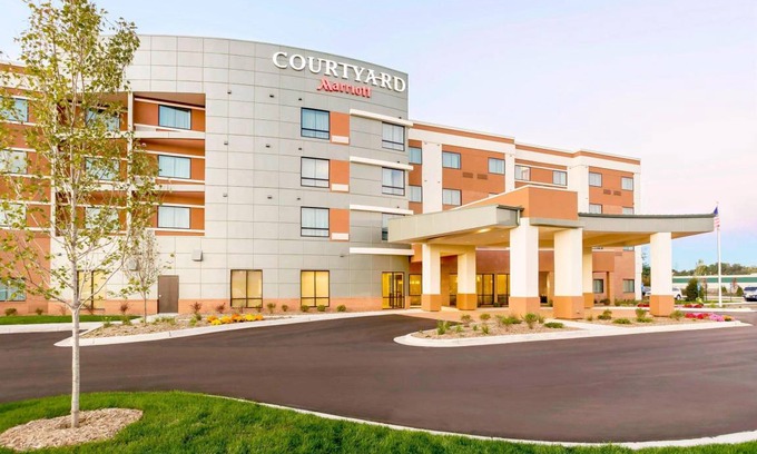 Portage Hotel | 48 m² Hotel ∙ 127 guests