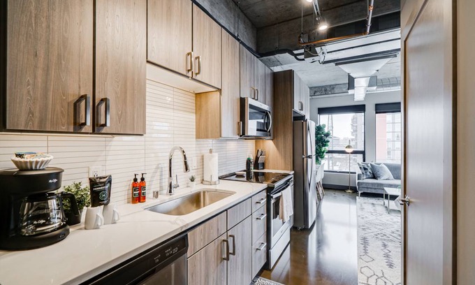 Warehouse District House | 49 m² Loft ∙ 2 guests
