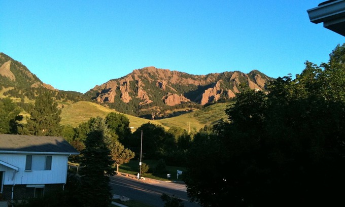 Boulder House | 5 Bedroom Home in South Boulder; Great Views; Access to Hiking Trails